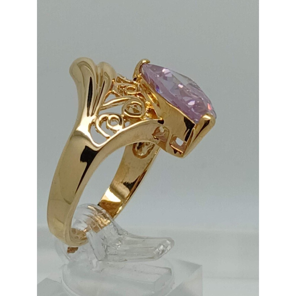 Vintage 1990s Bold Gold Tone Purple Lilac Statement Ring New-Old-Stock Size 8 - Picture 10 of 11